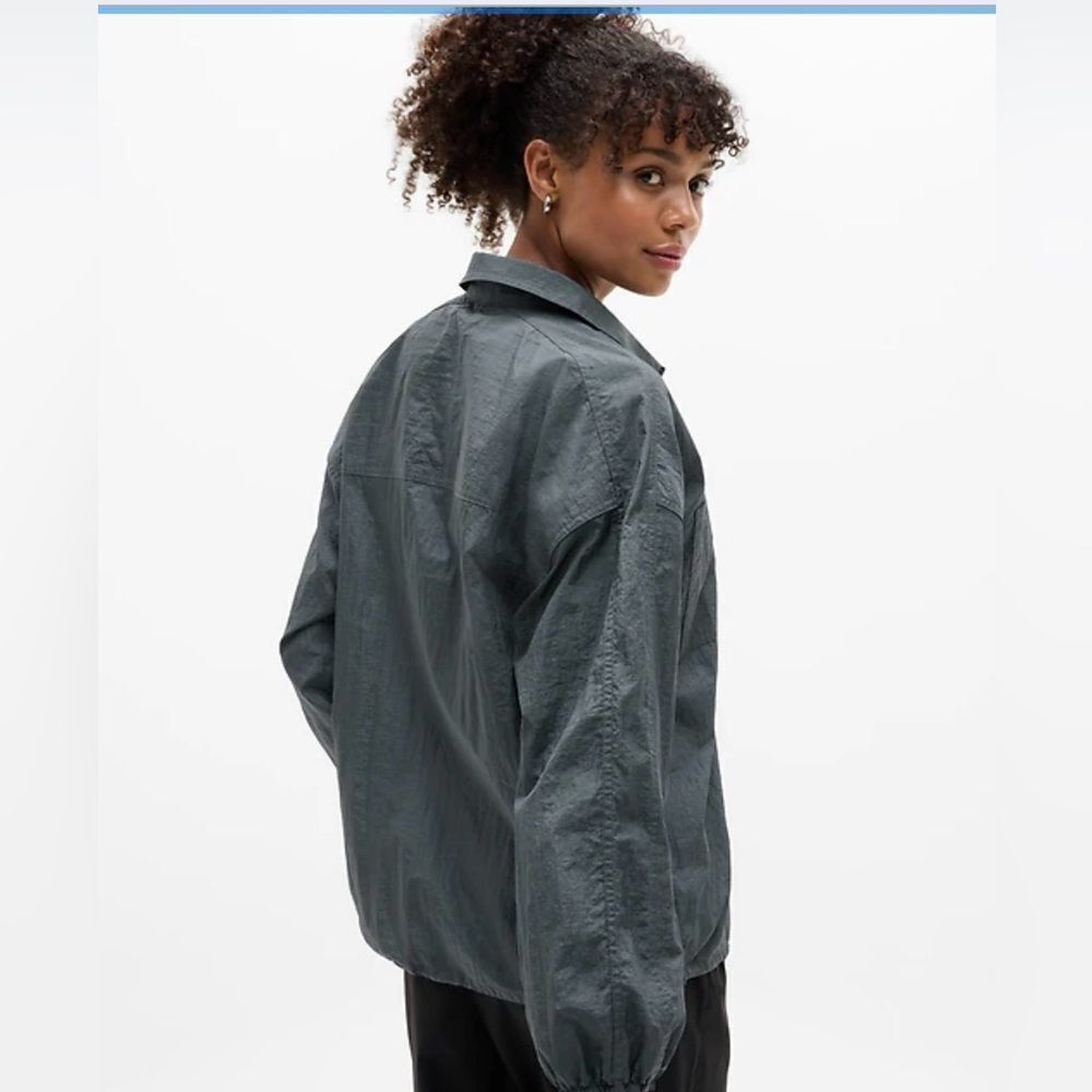 Athleta Women's Sheen Gray lightweight nylon Wind, Rain  Jacket Shirt Sz M, NWT - Picture 2 of 12